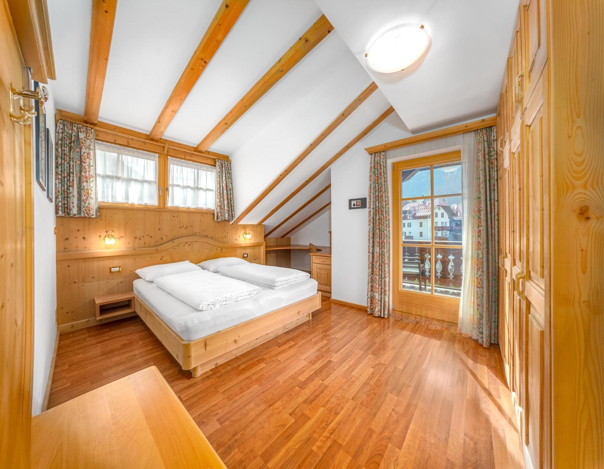 Anna Lodges Dolomites Santa Cristina Val Gardena エクステリア 写真